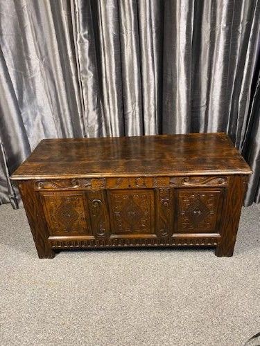 Oak Coffer