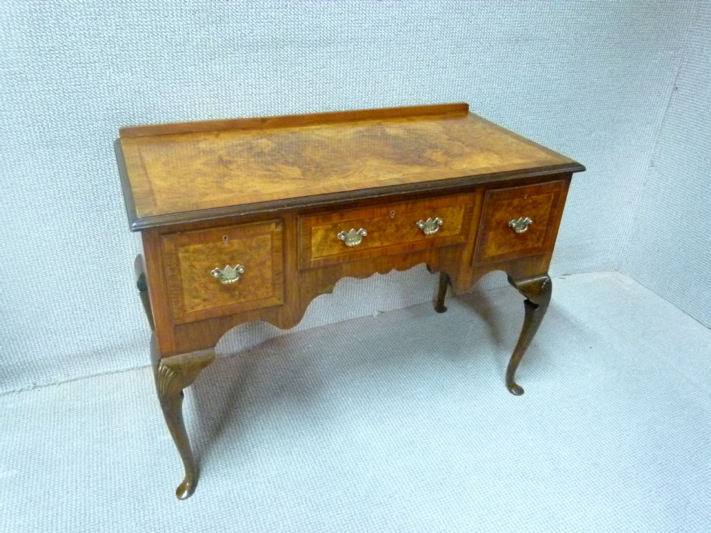 BURR WALNUT DESK