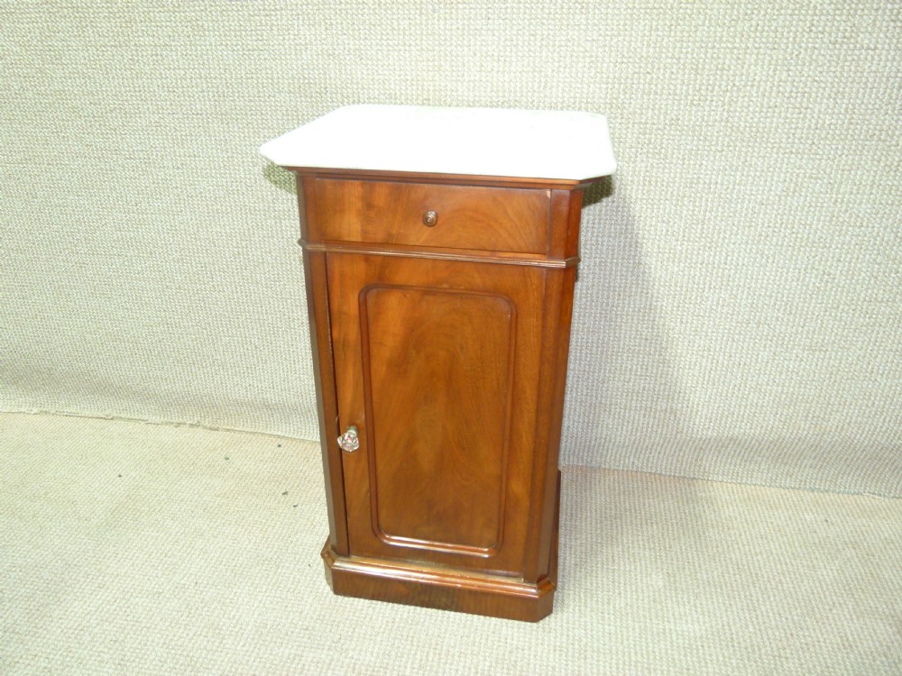 Mahogany Pot Cupboard