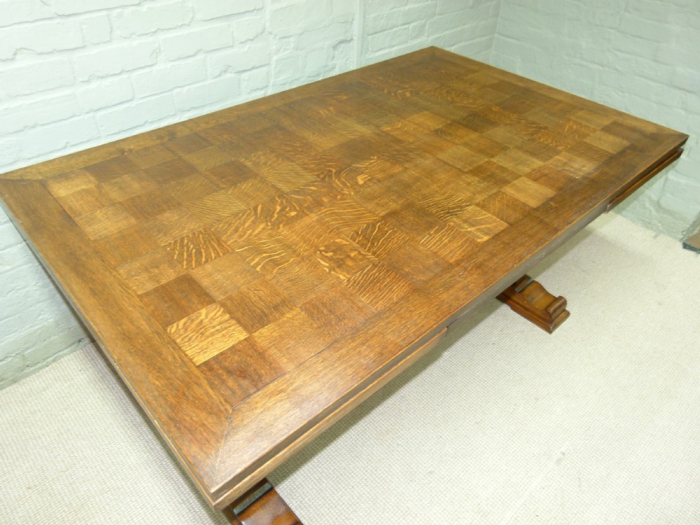 Oak Table View V