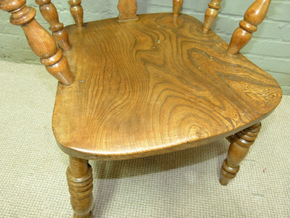 Country Chair View V