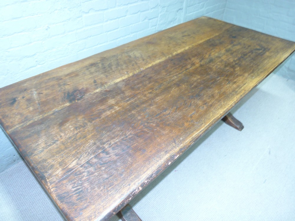 Oak Table View II