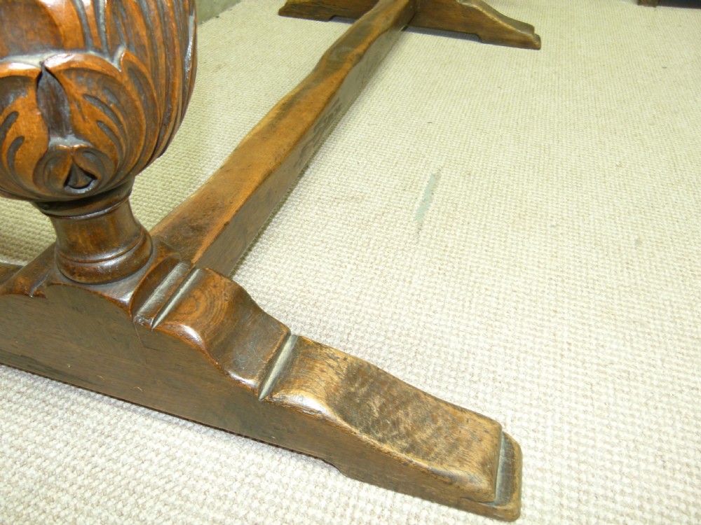 Oak Table View VI