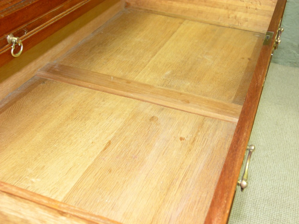 Mahogany Chest On Chest View V