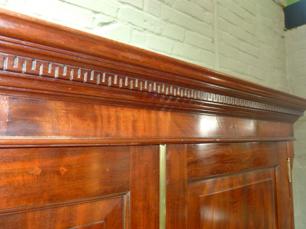 Mahogany Chest On Chest View X