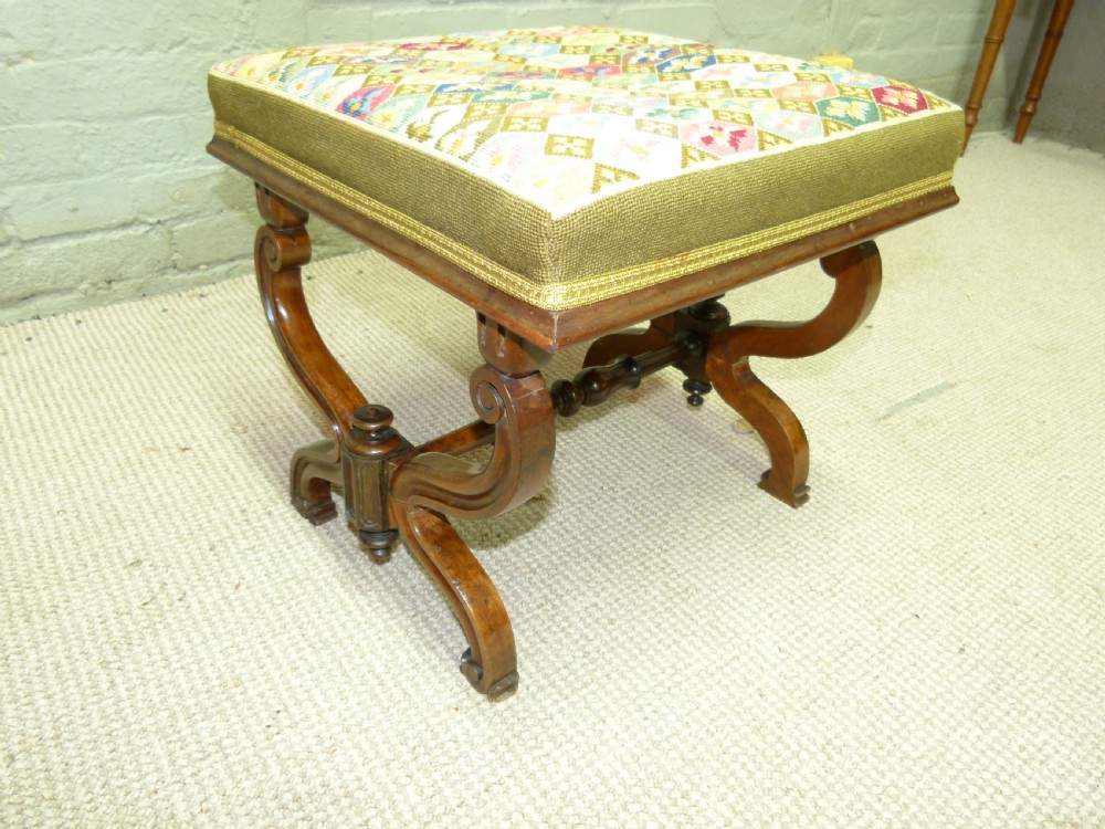  Foot Stool View III