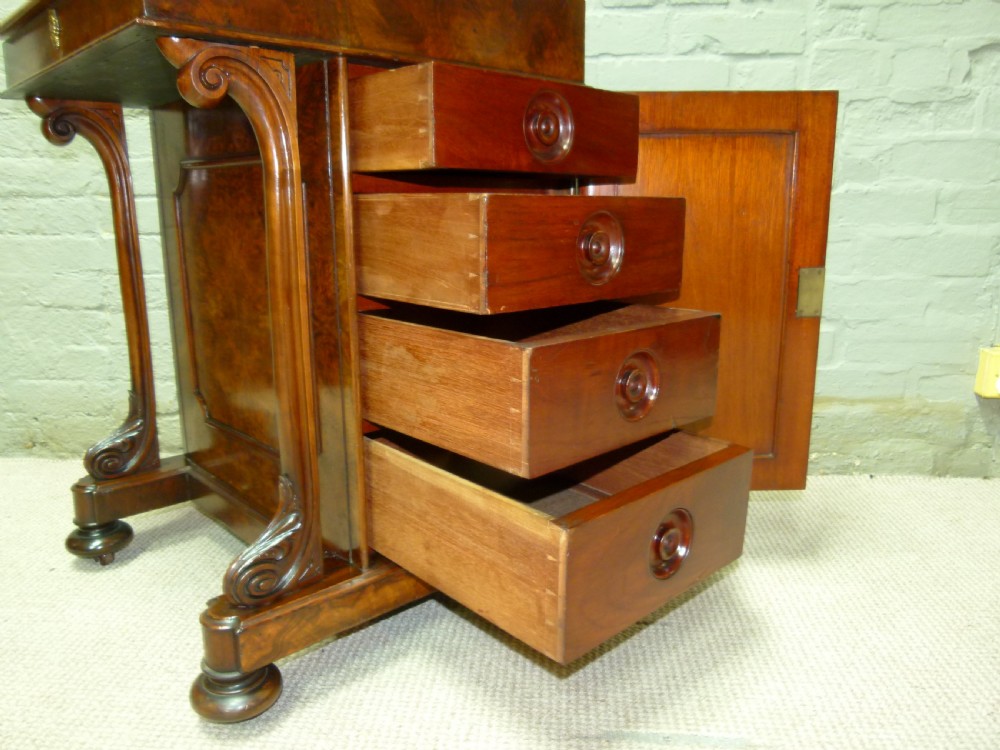 Burr Walnut Davenport View V