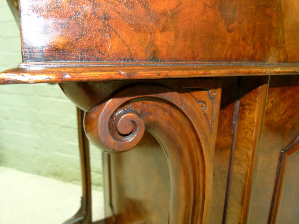 Burr Walnut Davenport View VII
