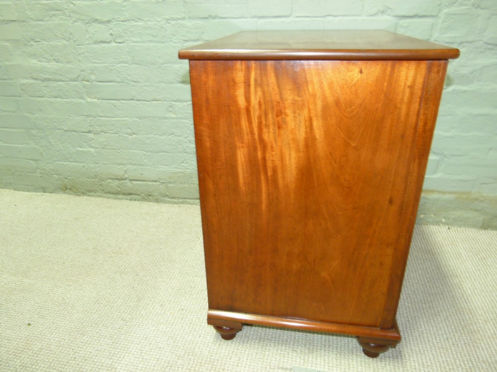 Mahogany Chest Of Drawers View IV