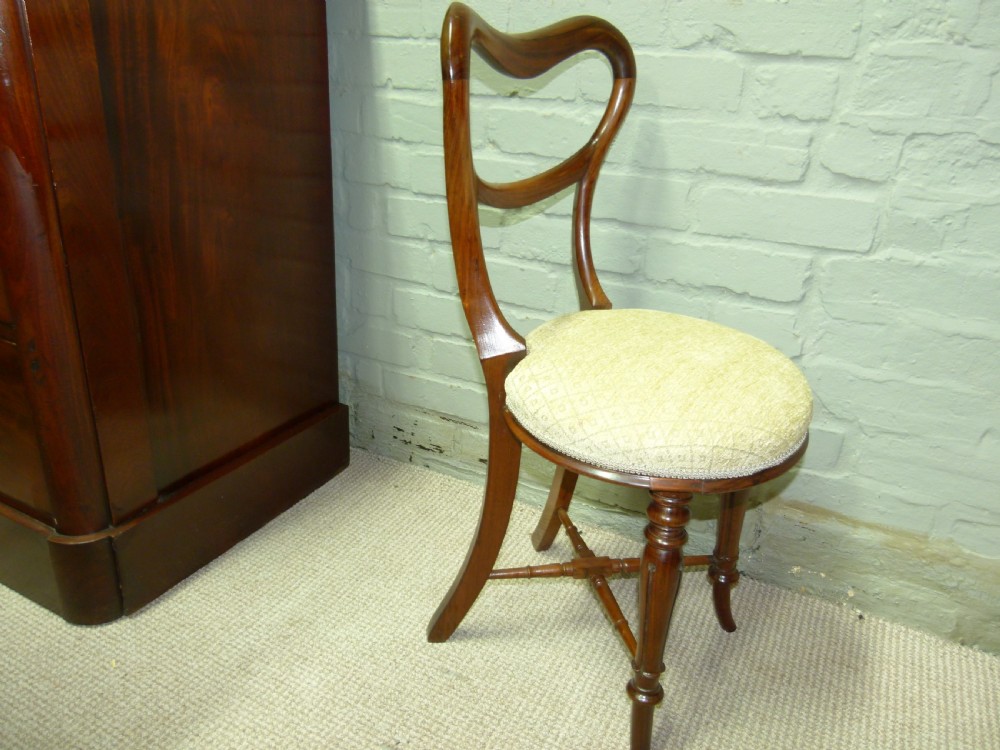 Rosewood  Music Chair View VIII