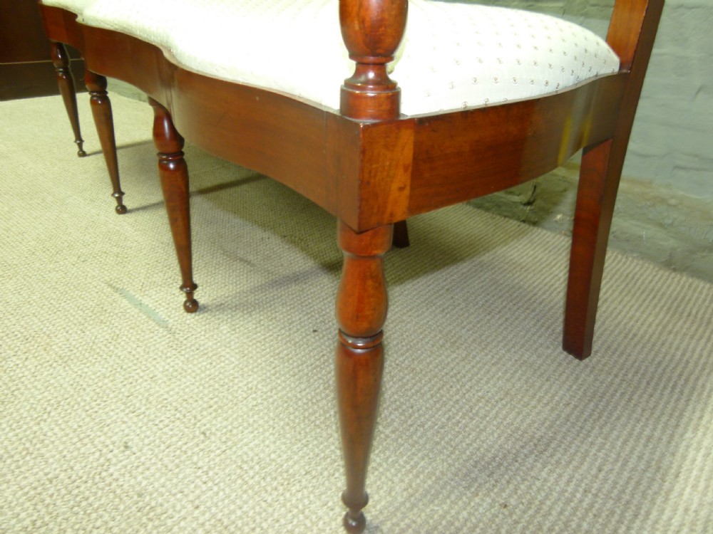 Mahogany Settle View IV