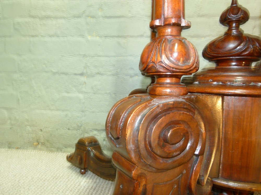 Walnut Loo Table View VI