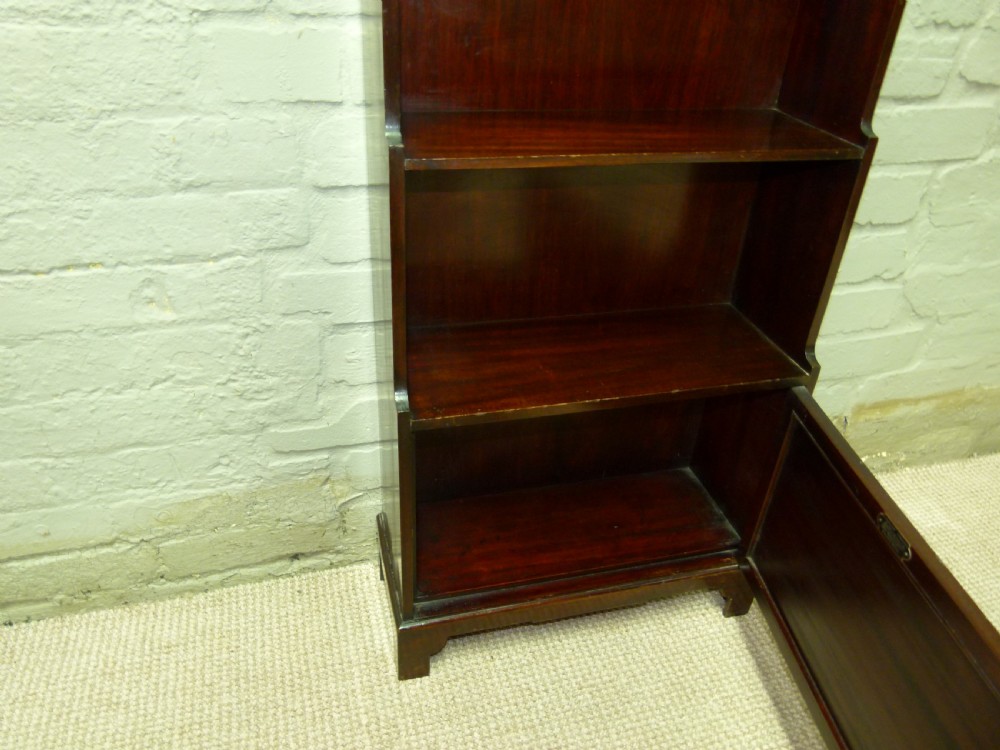 Mahogany Bookcase View VI