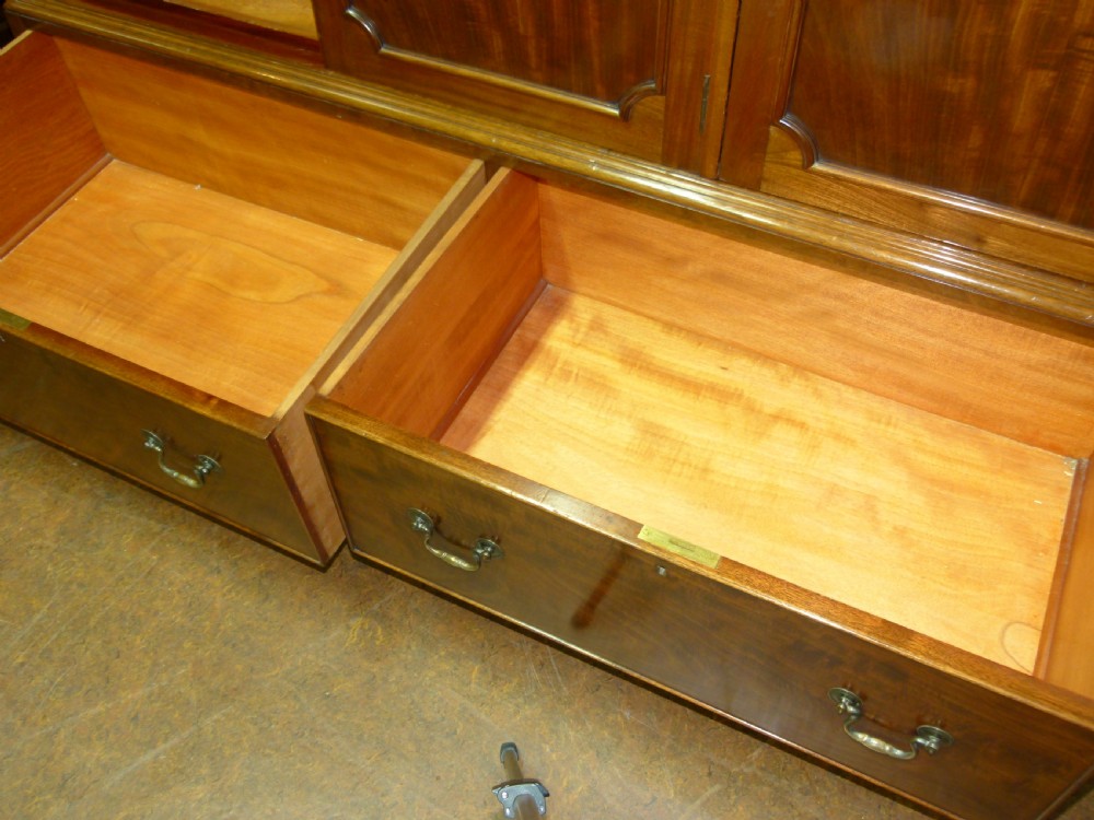 Mahogany Three Door Wardrobe View V