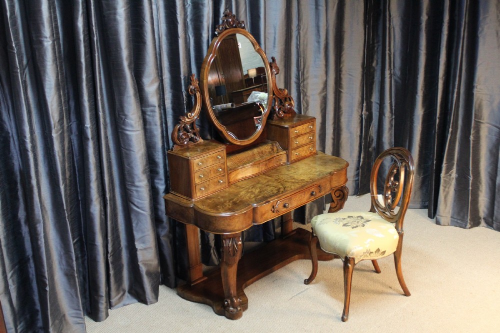Dressing Table View IV