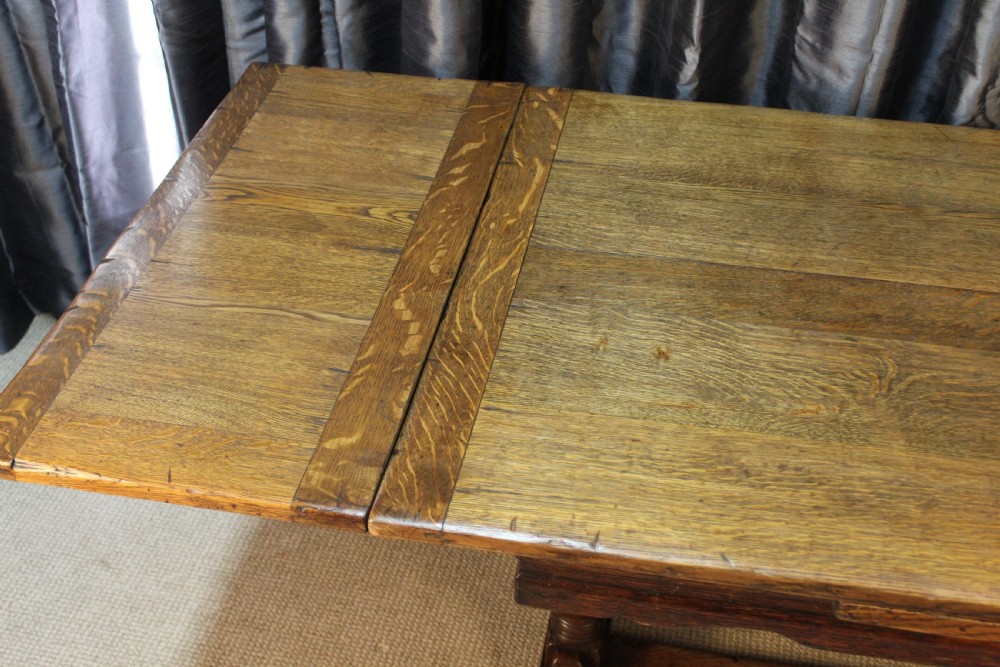 Oak Draw Leaf Table View V