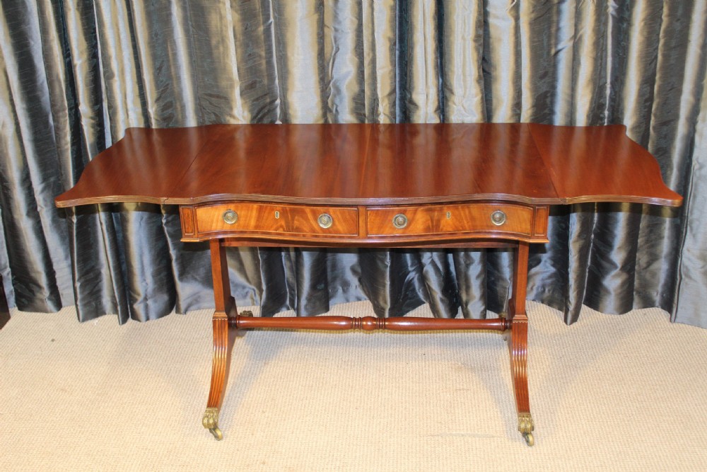 Sofa Table View II
