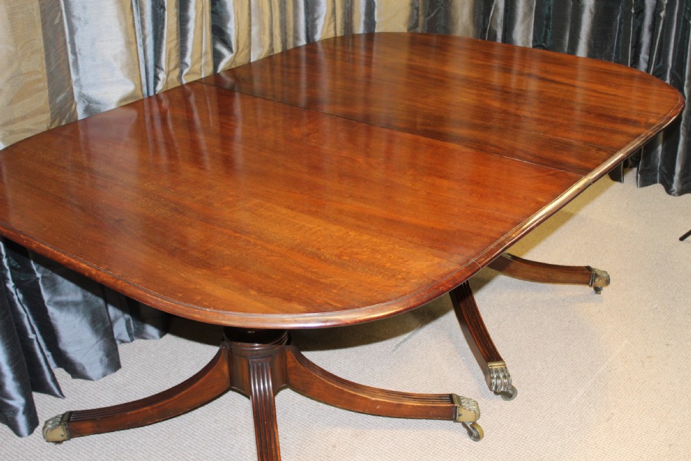 Twin Pedestal Table View II