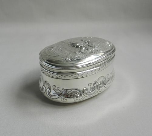 18th Century Silver Table Snuff Box.