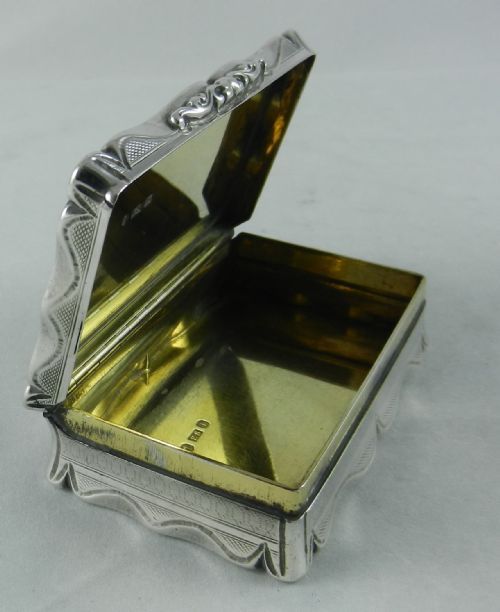 ANTIQUE SILVER SNUFF BOX - ADDITIONAL PHOTO 5