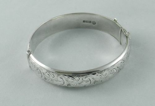 Vintage Silver Bangle.