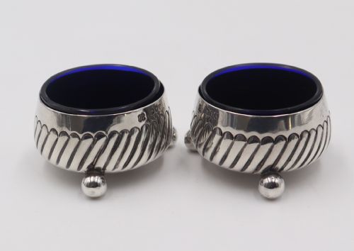 PAIR OF ANTIQUE SILVER SALTS - ADDITIONAL PHOTO 2