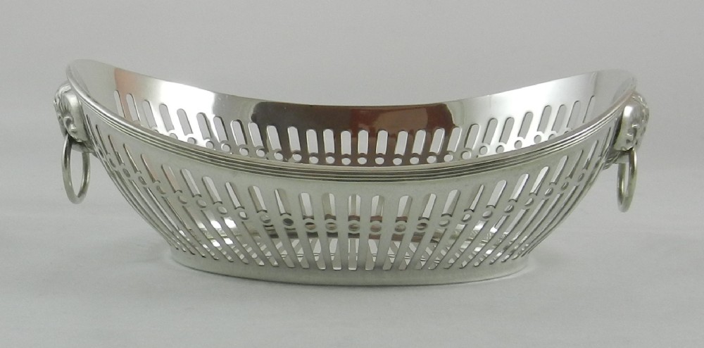 Silver Sweetmeat Dish.