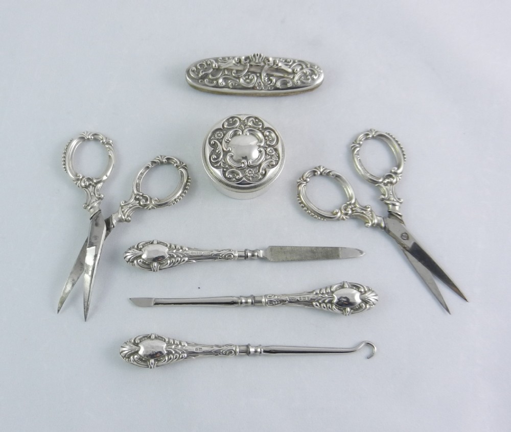 Antique Silver Manicure Set. View IV