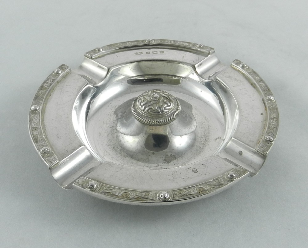 Celtic Pattern Silver Ash Tray.