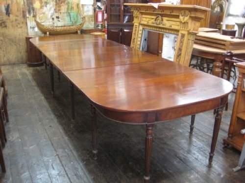 Regency Mahogany Extending Dining Table