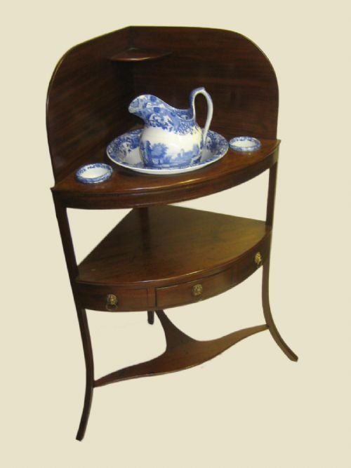 Stylish George III Carved Wash Stand