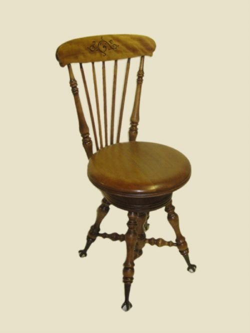 Stained Beech Rise and Fall Music Chair