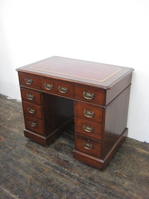 Neat Sized Late Victorian Walnut Kneehole Desk