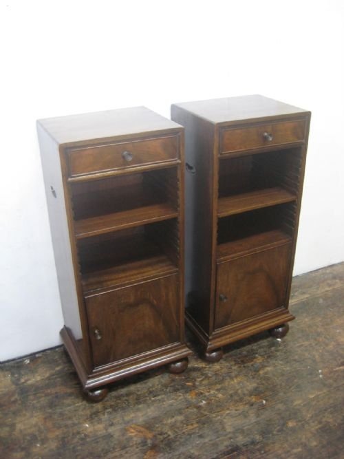 Whytock & Reid Pair of Bedsides