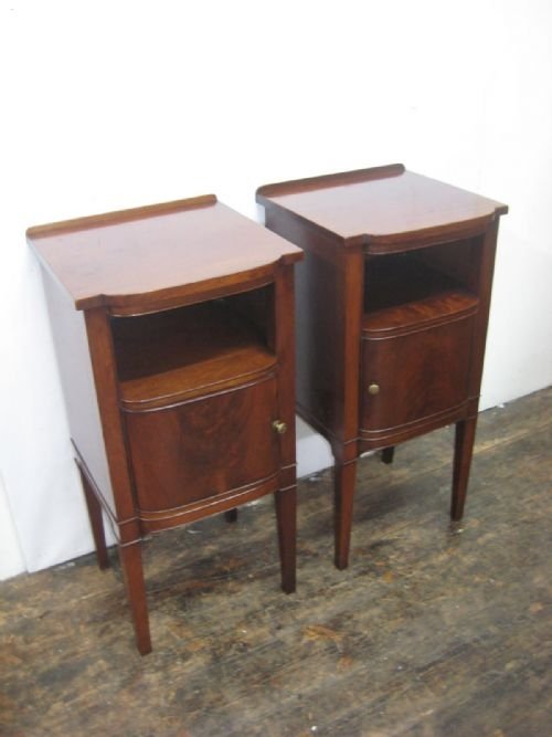Pair of Art Deco Mahogany Pot Cupboards/bedsides