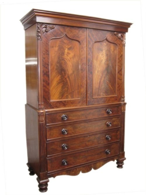Scottish William IV Mahogany Linen Press