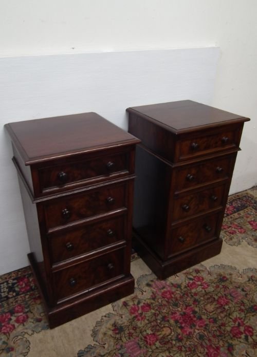 Pair of Victorian Bedside Cabinets/chests