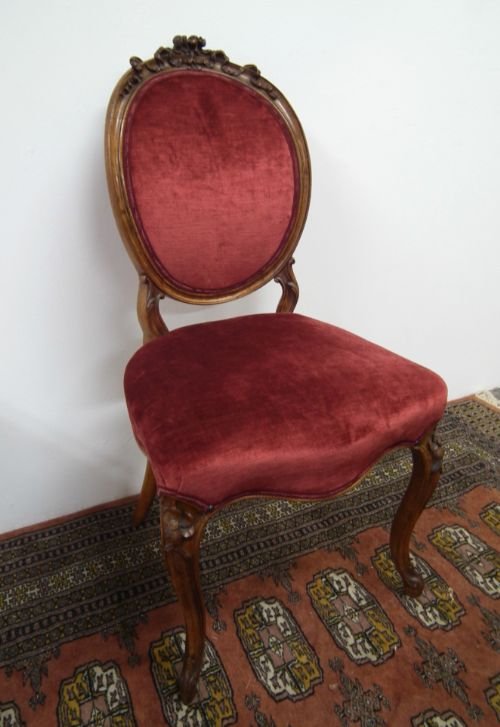 Single Victorian Walnut Chair