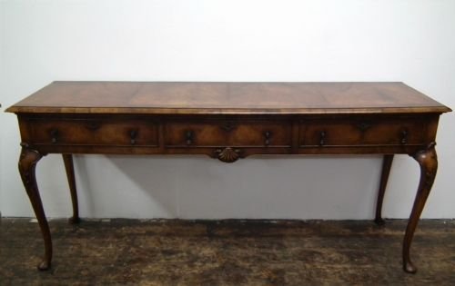 George I Style Figured Walnut Dresser/side Table