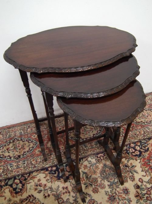Mahogany Nest of 3 Tables