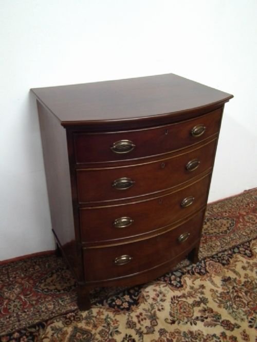 Georgian Style Bow Front Chest of Drawers