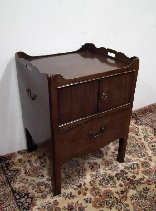 George III Mahogany Tray Top Commode