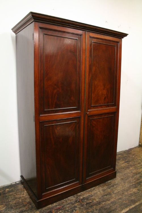 George IV Mahogany 2 Door Wardrobe