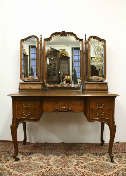 French Style Edwardian Walnut Dressing Table