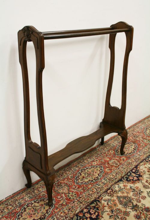 Victorian Figured Walnut Towel Rail