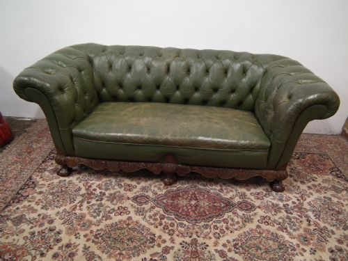 Chesterfield Sofa