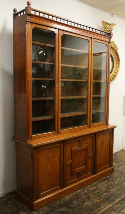 Victorian Oak 3 Door Cabinet Bookcase