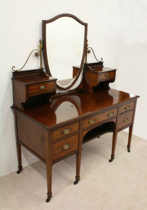 Sheraton Style Mahogany and Inlaid Dressing Table