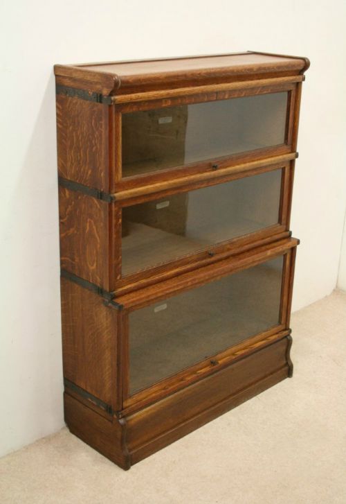Globe Wernicke Oak Sectional/stacker Bookcasce