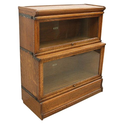 Globe Wernicke Oak Sectional/stacker Bookcase